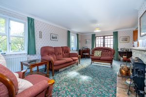 Sitting room- click for photo gallery